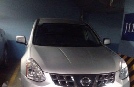 Nissan Rogue Silver Car Mini SUV for sale