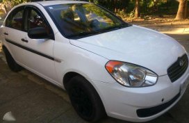 Hyundai Accent 2010 Manual White Sedan For Sale 