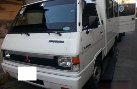 1949 MITSUBISHI L300 fb van for rent. lipatbahay.delivery cargo