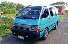 Toyota HiAce Commuter 1995 Green Van For Sale 