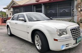 Chrysler 300 2007 3.5 V6 White Sedan For Sale 
