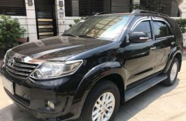 2012 Toyota Fortuner GAS AT Black SUV For Sale 