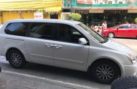 2013 Kia Carnival Van White Very Fresh For Sale 