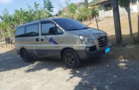 Hyundai Starex 2004 AT Silver Van For Sale 