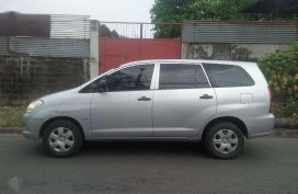 Toyota Innova J 2008 Diesel Silver SUV For Sale 