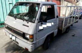 Mitsubishi L300 FB 2004 dropside FOR SALE
