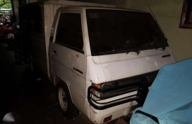 1993 Mitsubishi L300 White Truck For Sale 