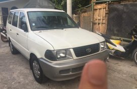 Toyota Revo 2001 dlx for sale