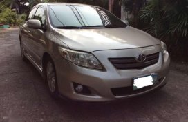 Toyota Altis 1.6v 2009 model TOP OF THE LINE FOR SALE