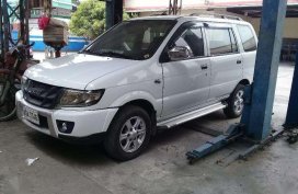 2015 Isuzu Crosswind XT for sale