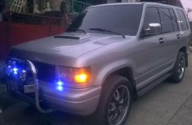 4X4 Manual Commercial Isuzu Trooper 2000 for sale