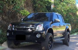 Well-kept Isuzu D-max 2012 for sale