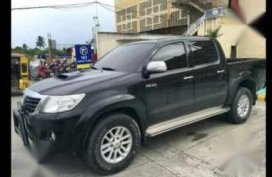Toyota Hilux 2013 model G series manual 4x2 for sale