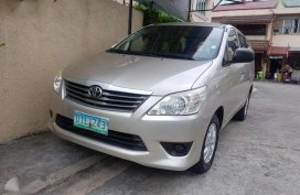 For sale 2012 Toyota Innova E matic