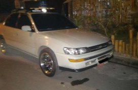 FOR SALE: Toyota Corolla XE bigbody 1994 model.