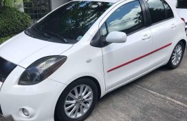 Toyota Yaris  2009 1.5G White Hb For Sale 