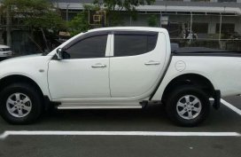 Mitsubishi Strada GLX mt 2012 for sale 