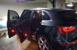 2011 Audi Q5 Quattro AT 4x4 Top of the Line