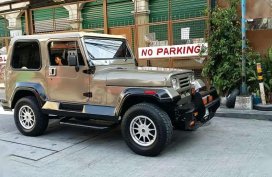 Like New Jeep Wrangler for sale