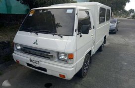 2016 Mitsubishi L300 FB Exceed 2016 Dual AC