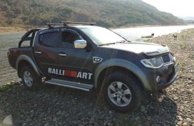 Mitsubishi Strada triton gls 3.2 for sale!