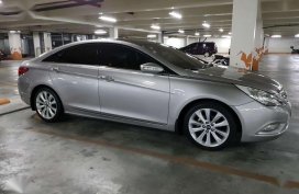 Dec 2011 Hyundai Sonata Premium 2.4 Lt