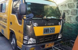 Isuzu Elf 2012 model for sale  ​ fully loaded