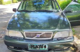 2000 Volvo V70 Station Wagon Sedan