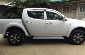 Mitsubishi Strada 2011 FOR SALE 