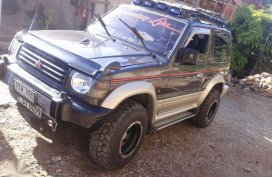 FOR SALE MITSUBISHI Pajero 3 doors 4x4 99