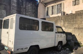 Mitsubishi L300 FB van for sale