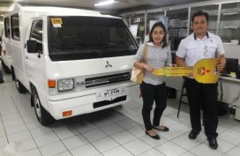2017 Mitsubishi L300 FB Deluxe dual AC 85K All in DP