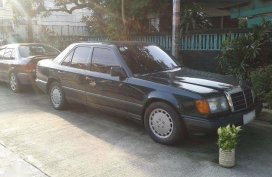 Mercedes Benz 230e 1991 Green Sedan For Sale 