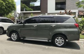 Toyota Innova 2017 V honda isuzu ford