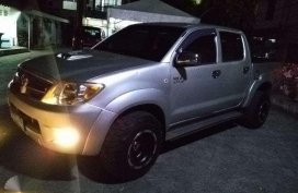 Toyota Hilux 2006 4x4 Top of the Line For Sale 