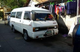 Mitsubishi L300 van FOR SALE