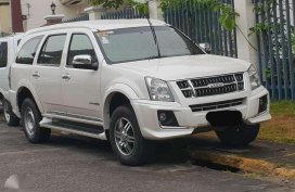 Isuzu Altera AT 2014 Diesel White For Sale 