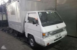 Mitsubishi L300 2011 model FOR SALE 