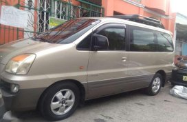 Well-kept Hyundai Starex GOLD 2005 for sale