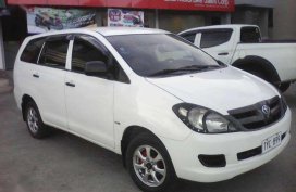 Toyota Innova J Diesel 2005 White For Sale 