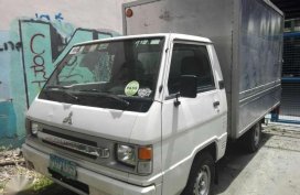 Mitsubishi L300 2011 model for sale 