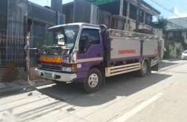 Like new Isuzu Elf for sale
