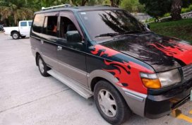 Rush for sale Toyota Revo glx 1999 model