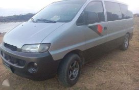 HYUNDAI Starex Manual transmission 2000 model