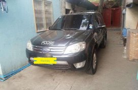 Ford Escape Xls 4x2 AT 2009mdl FOR SALE 