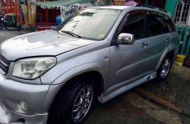 Well-kept TOYOTA RAV4 2005 for sale