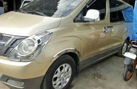 Hyundai Grand Starex GOLD 2010 For Sale 