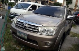 Toyota Fortuner g manual model 2011​ For sale 