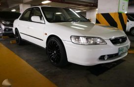 2000 Honda Accord VTi-L