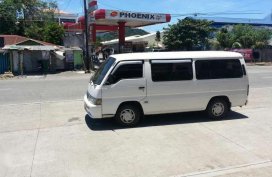 Nissan urvan 2000 model